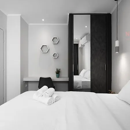 Bonsai, Nilie Hospitality Mgmt Апартаменти