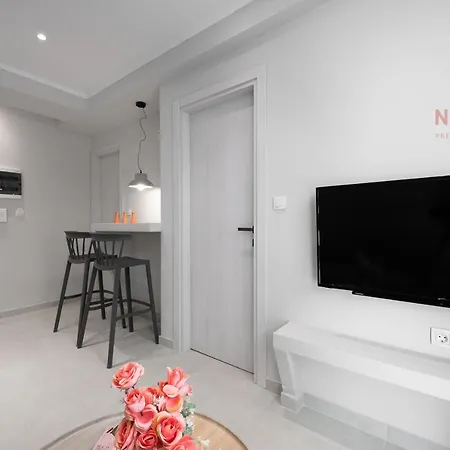 Bonsai, Nilie Hospitality Mgmt Апартаменти